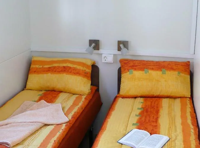 Victoria Mobilehome Lido